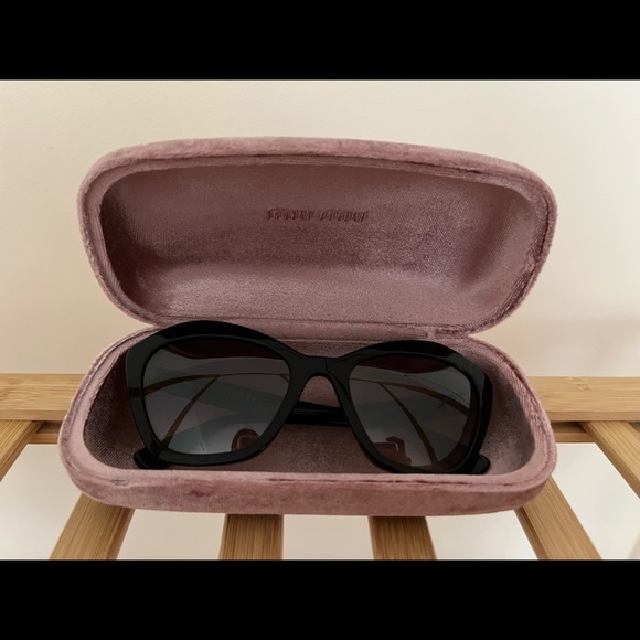 NEW Miu Miu Butterfly Cat Eye Sunglasses - Picture 4 of 6